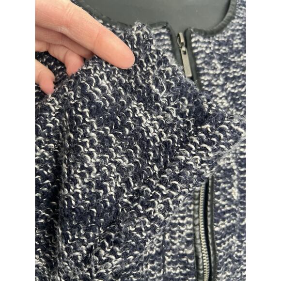 Neiman Marcus Navy Zip Up Knit Sweater Women’s Size Large - Picture 3 of 8